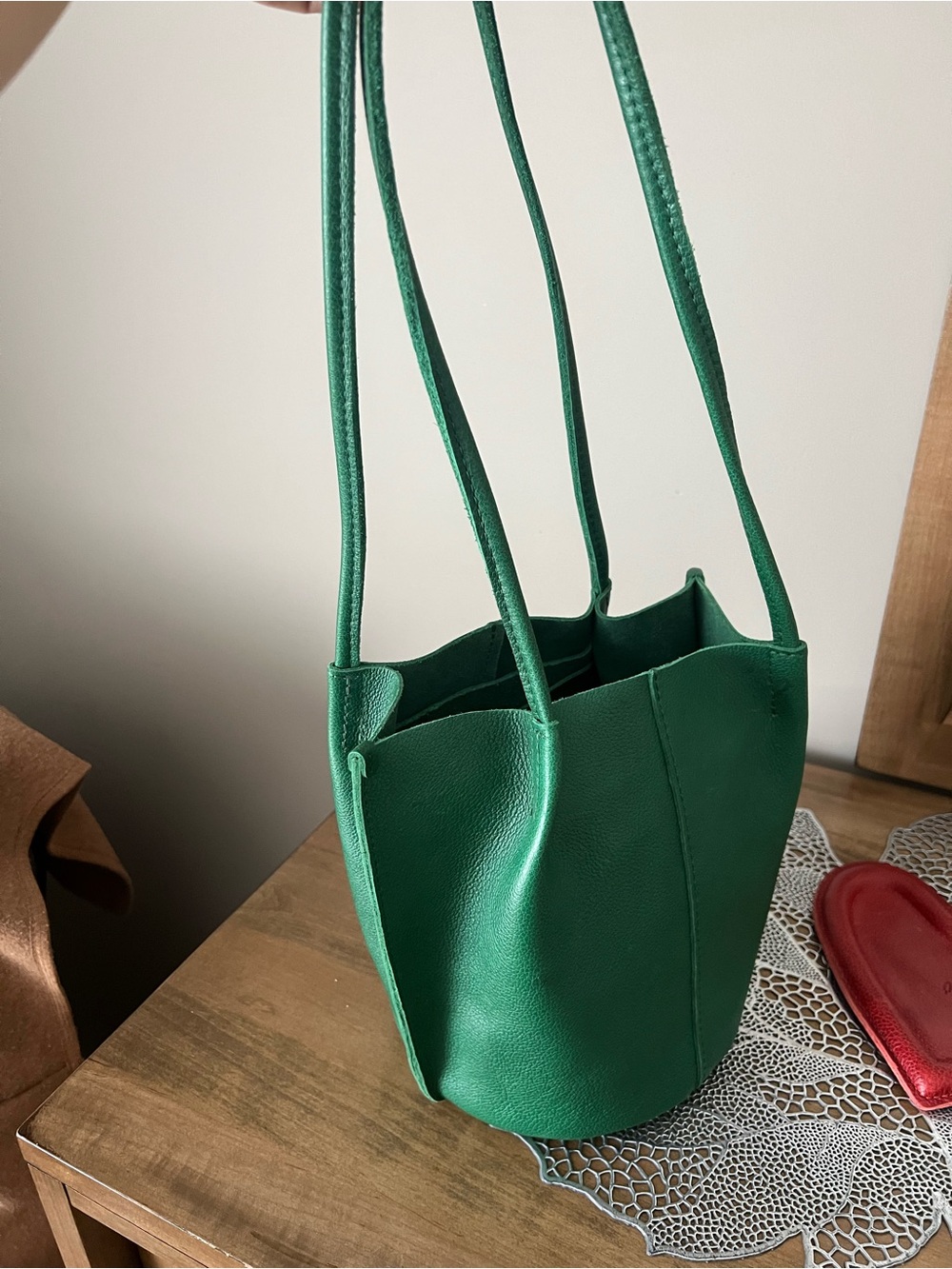 Brand new Portland leather goods - bacalar Devan classic bucket tote